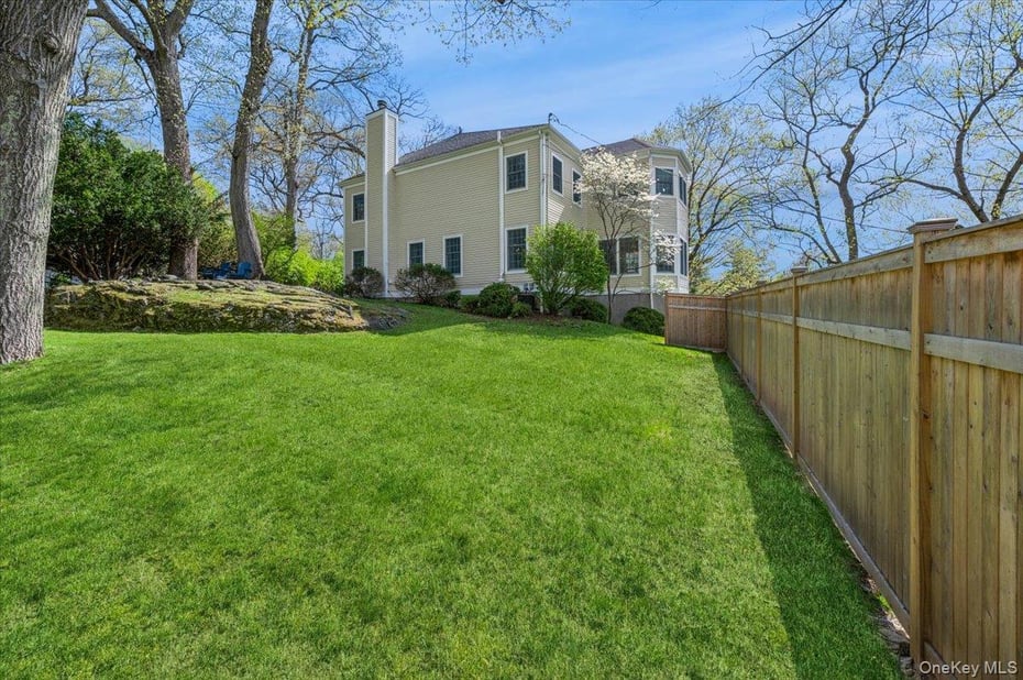 1 Southgate Avenue Photo 37