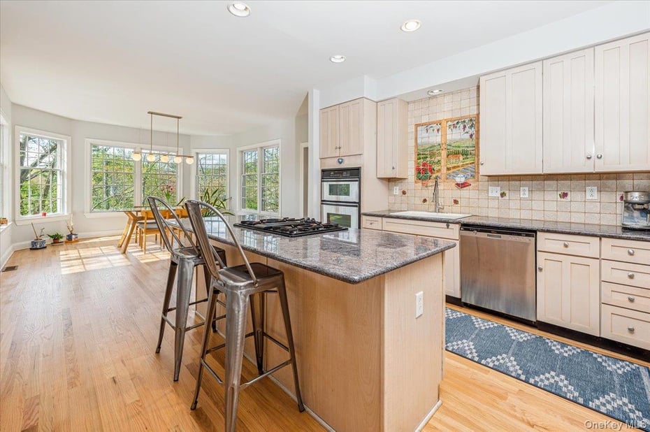 1 Southgate Avenue Photo 12