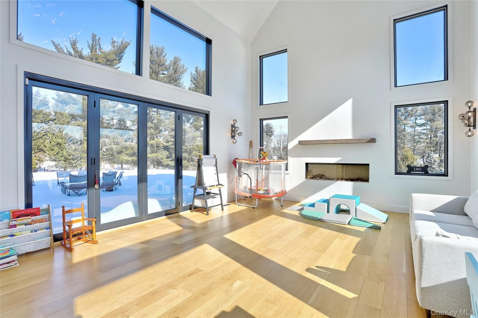 37 Harvest Road Photo 16