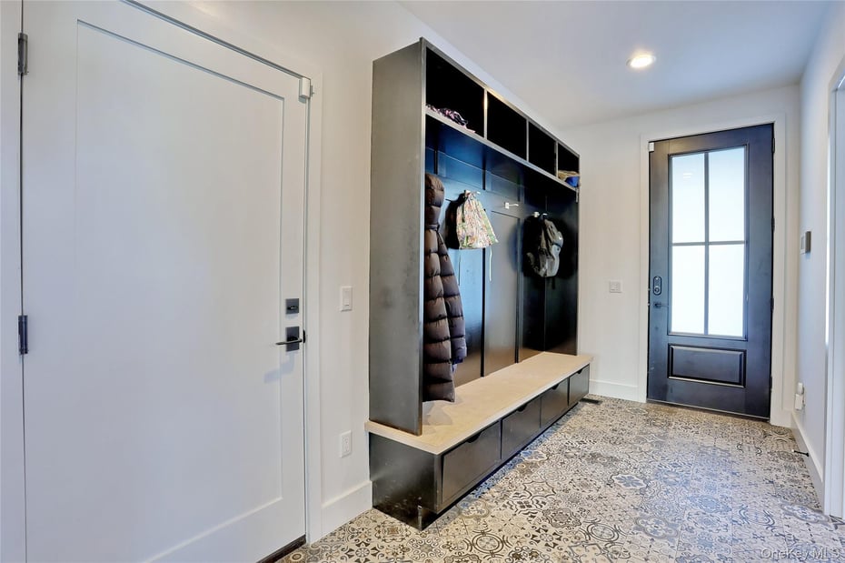 37 Harvest Road Photo 18