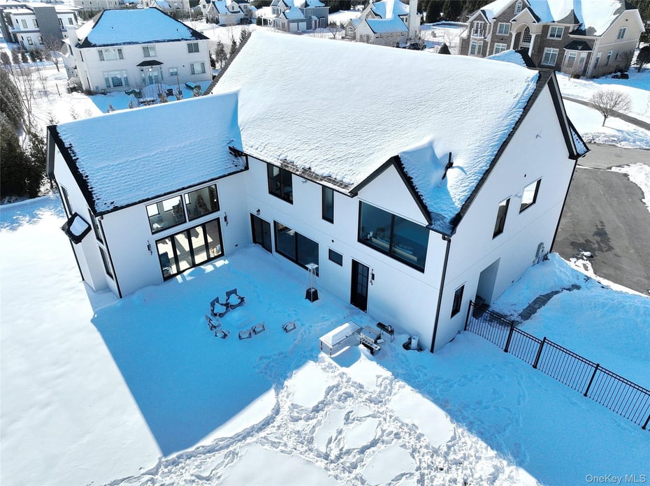 37 Harvest Road Photo 35