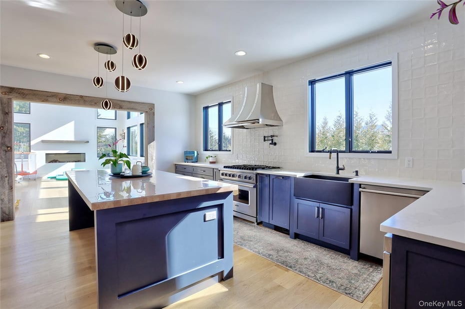 37 Harvest Road Photo 8