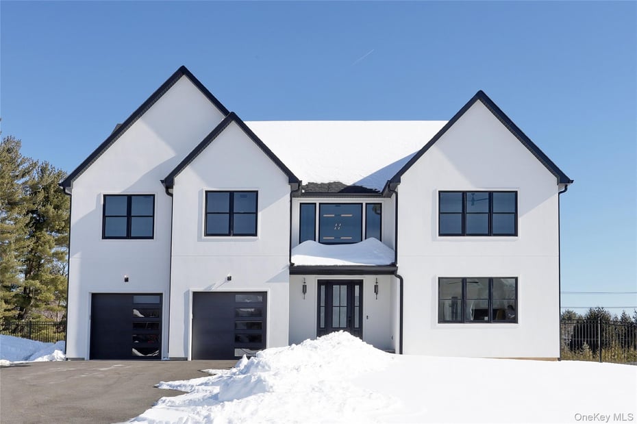 37 Harvest Road Photo 1