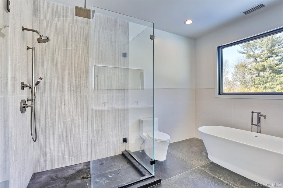 37 Harvest Road Photo 22