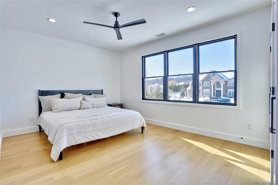 37 Harvest Road Photo 29