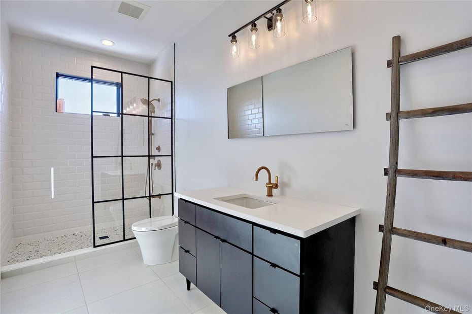 37 Harvest Road Photo 30