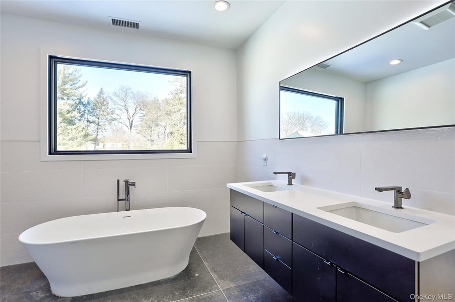 37 Harvest Road Photo 23