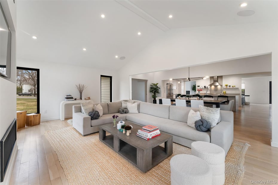 7 Windsong Road Photo 10