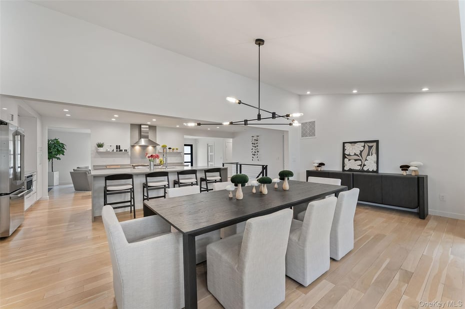 7 Windsong Road Photo 8