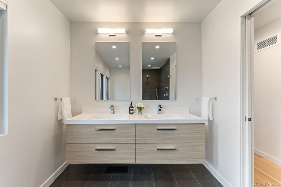 7 Windsong Road Photo 14