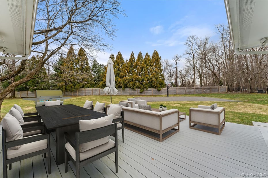 7 Windsong Road Photo 26