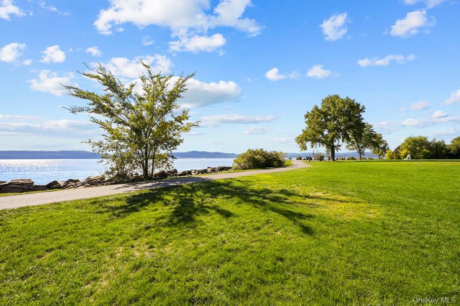 23 Nordica Drive Photo 49