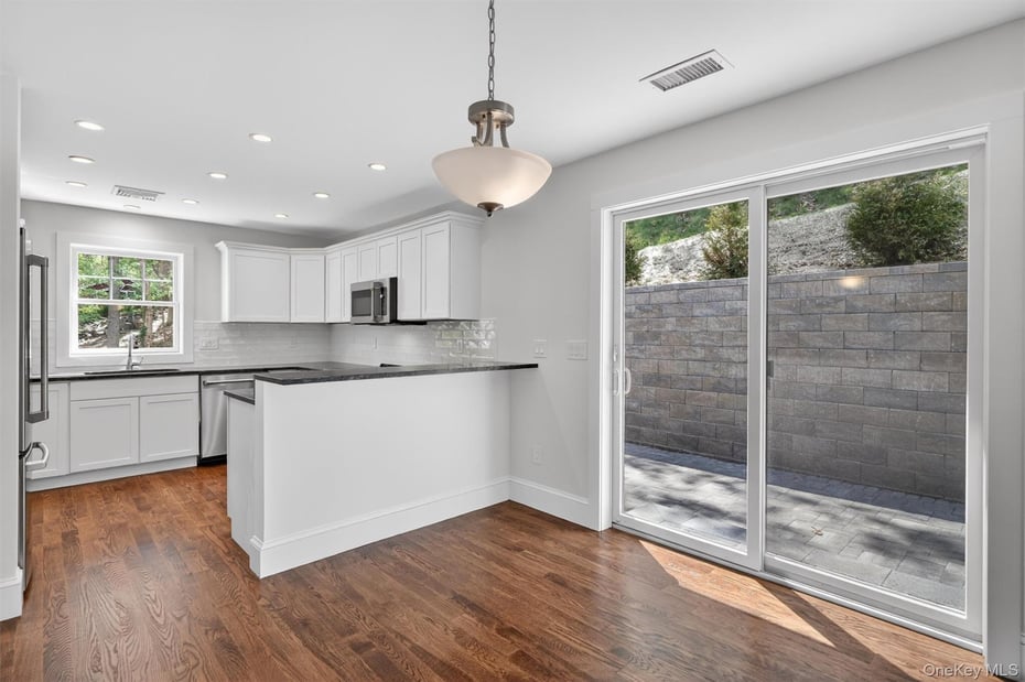 23 Nordica Drive Photo 7