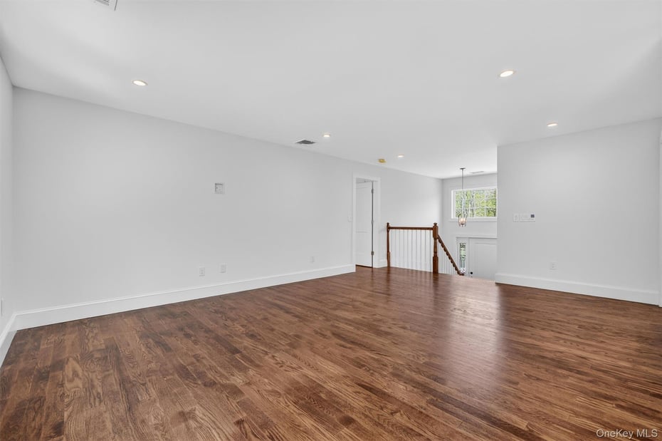 23 Nordica Drive Photo 12