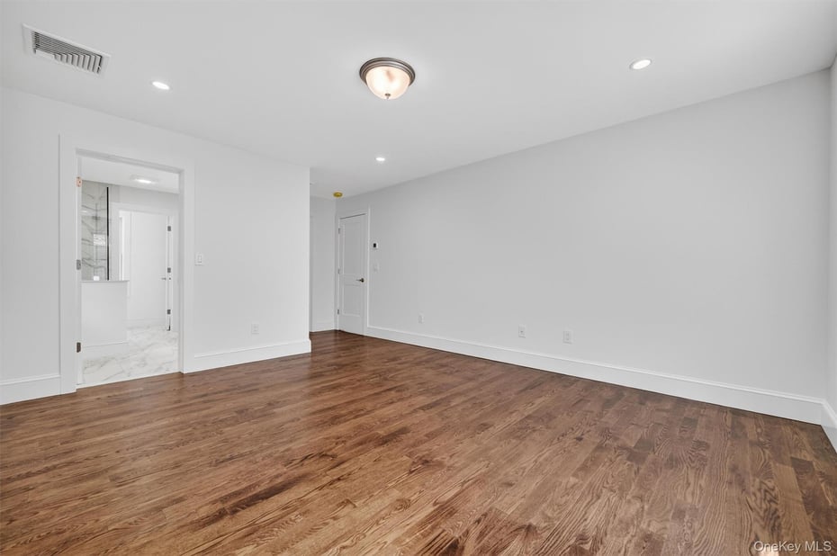 23 Nordica Drive Photo 16