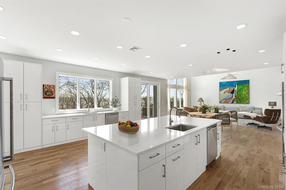 199 Tweed Boulevard Photo 7