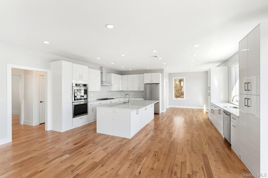 199 Tweed Boulevard Photo 17