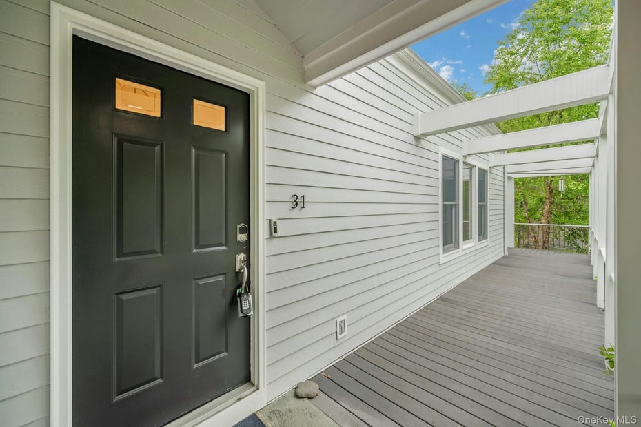 31 Pierce Drive Photo 4