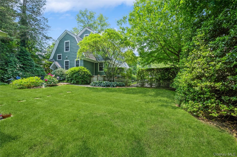 31 Emerson Road Photo 32