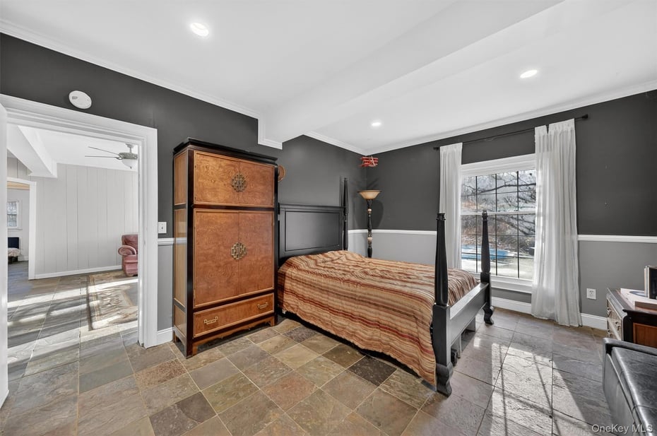 57 Hilltop Drive Photo 34