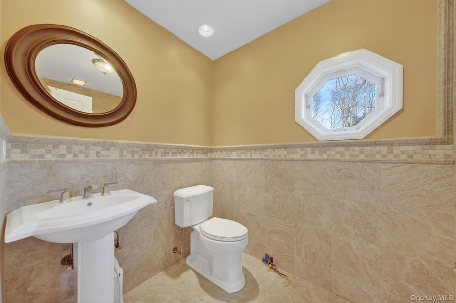 57 Hilltop Drive Photo 25