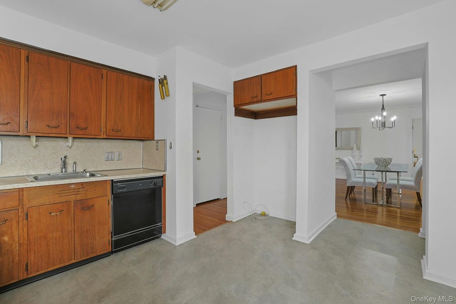 12 Cross Hill Road Photo 12