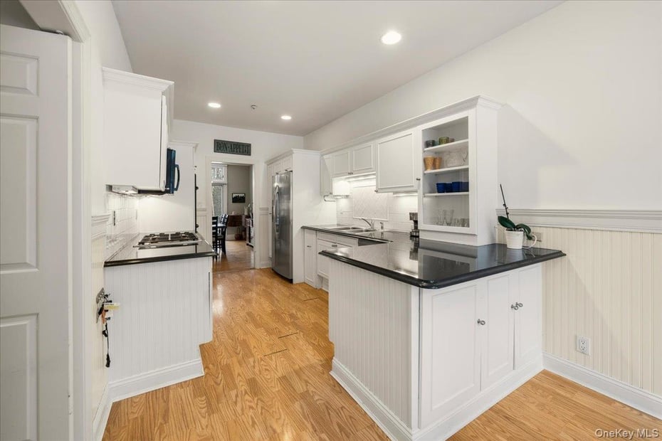 10 Old Jackson Avenue  #48 Photo 11