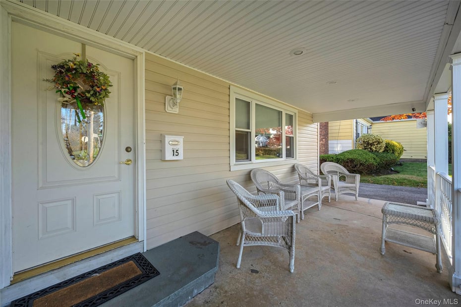 15 Andrew Road Photo 3