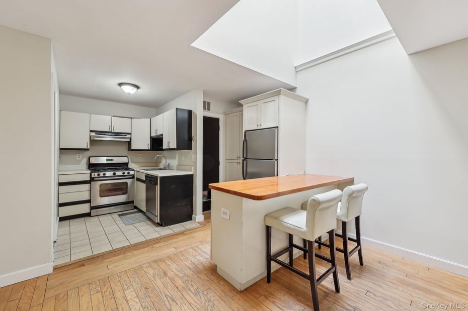 215 Washington Street  #19 Photo 12