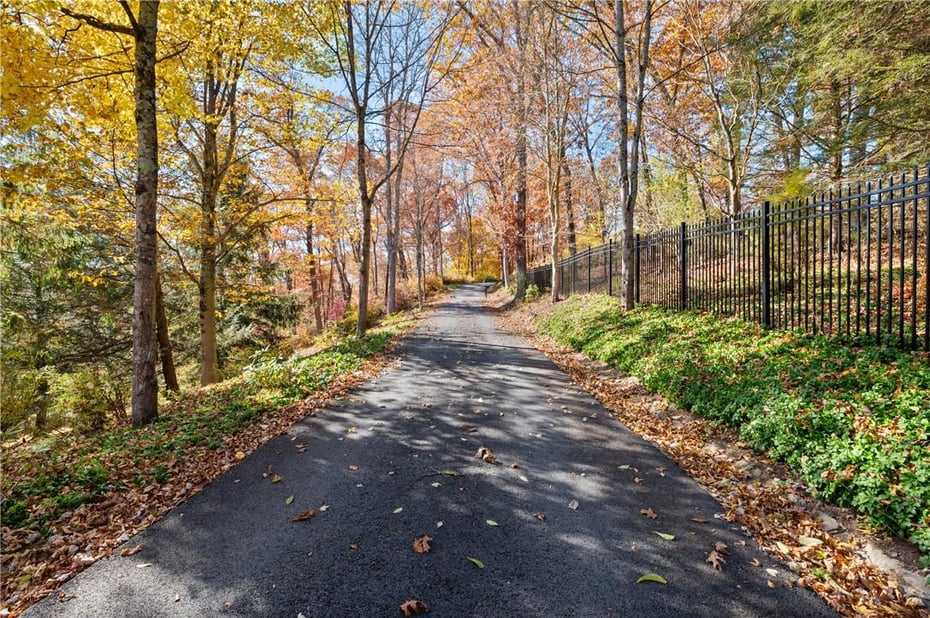 165 Croton Lake Road Photo 32