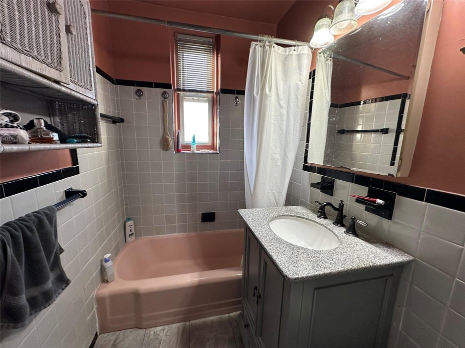245 Rumsey Road  #7X Photo 17
