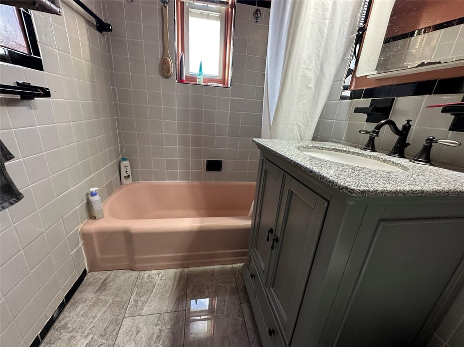 245 Rumsey Road  #7X Photo 16