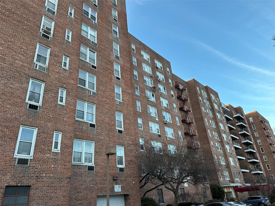 245 Rumsey Road  #7X Photo 1