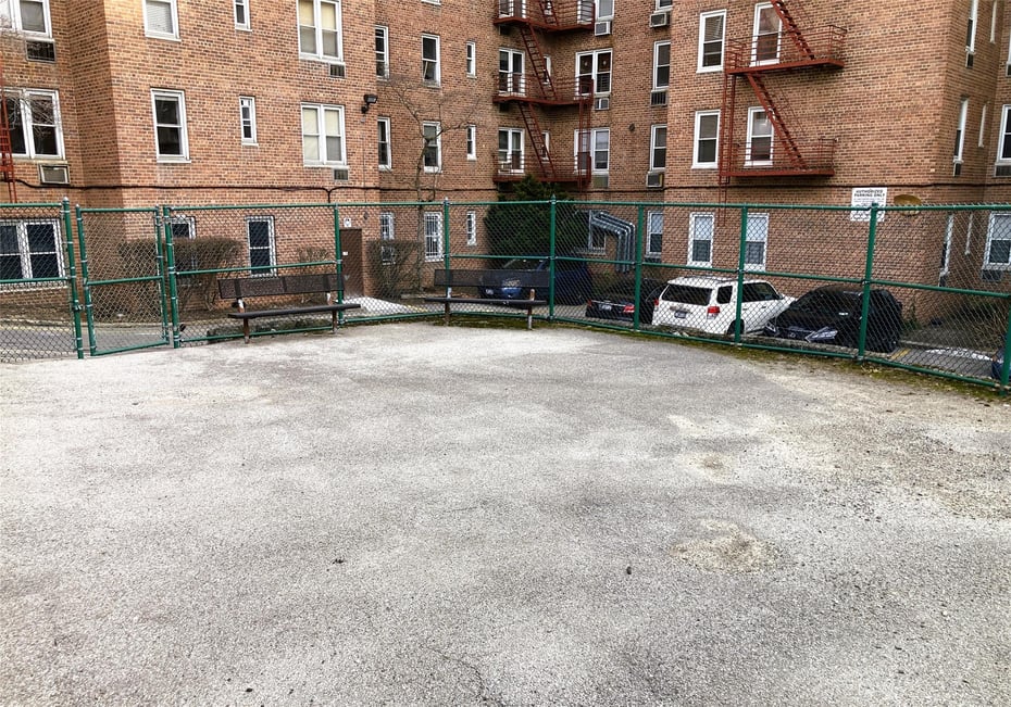 245 Rumsey Road  #7X Photo 26