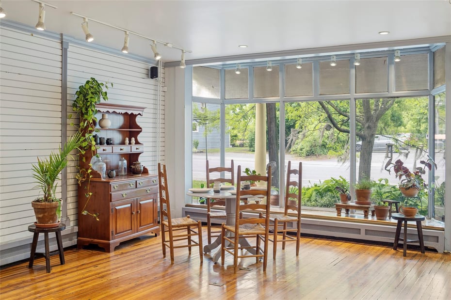 33 Hudson Avenue Photo 14
