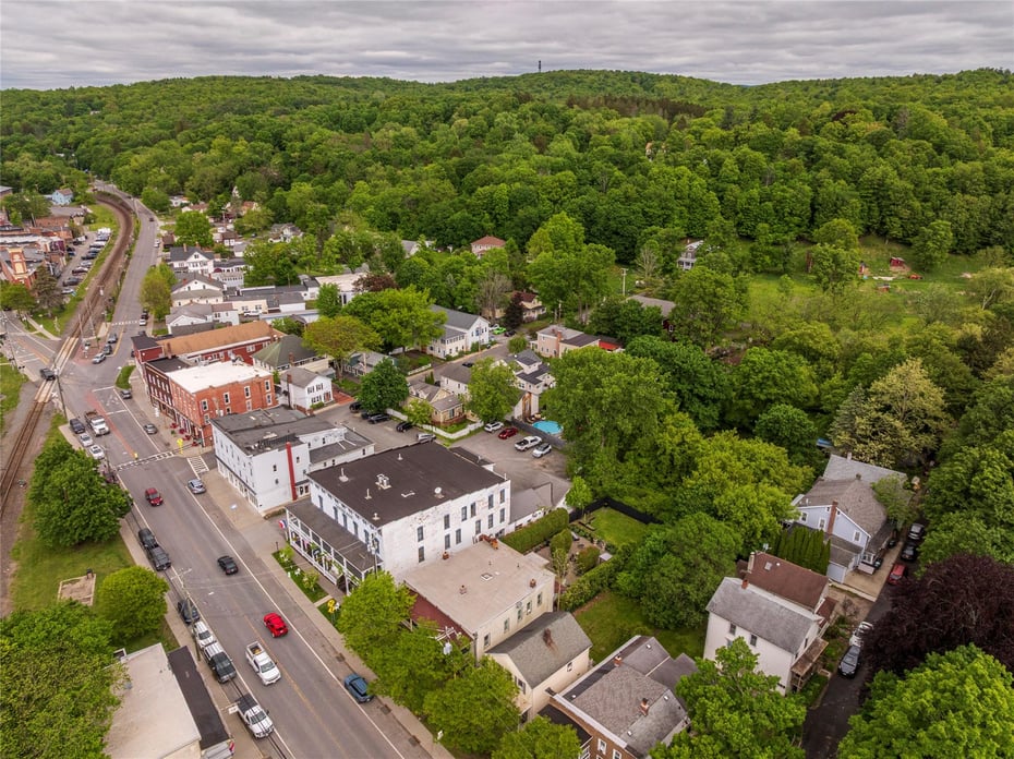 33 Hudson Avenue Photo 22