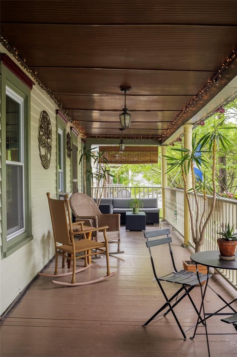 33 Hudson Avenue Photo 11