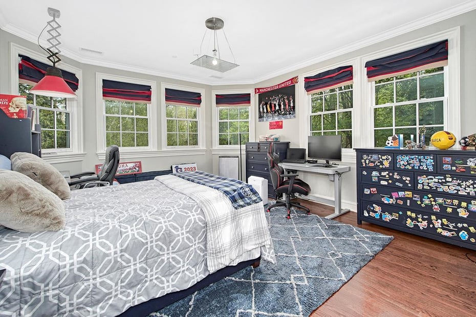2 Heathcote Drive Photo 30