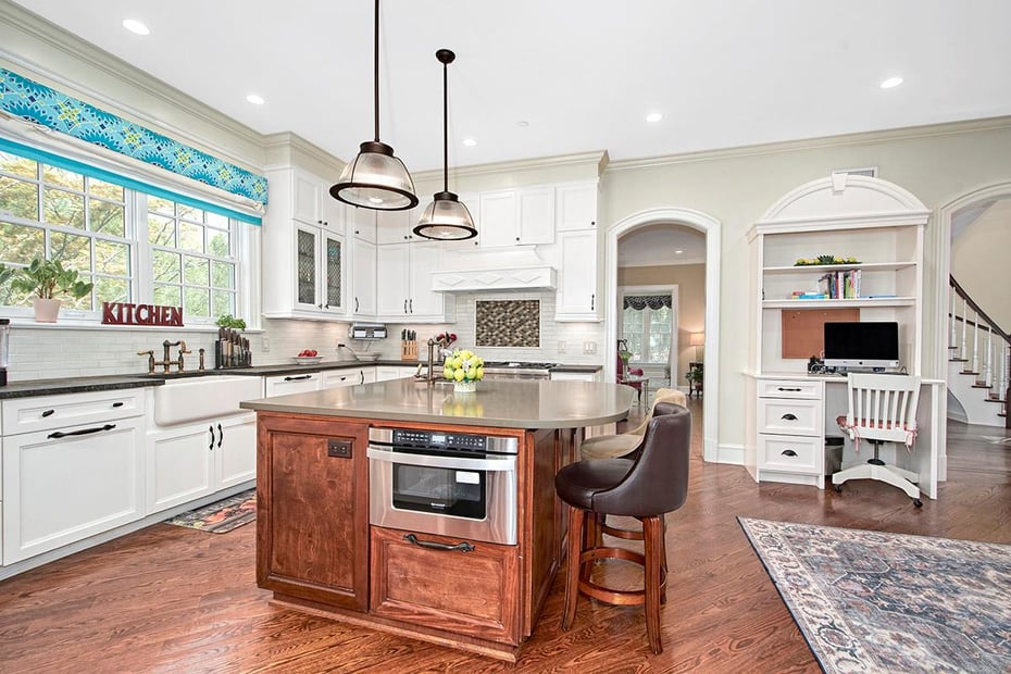 2 Heathcote Drive Photo 16