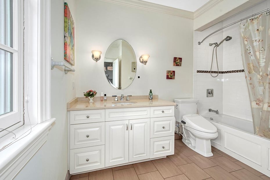 2 Heathcote Drive Photo 29