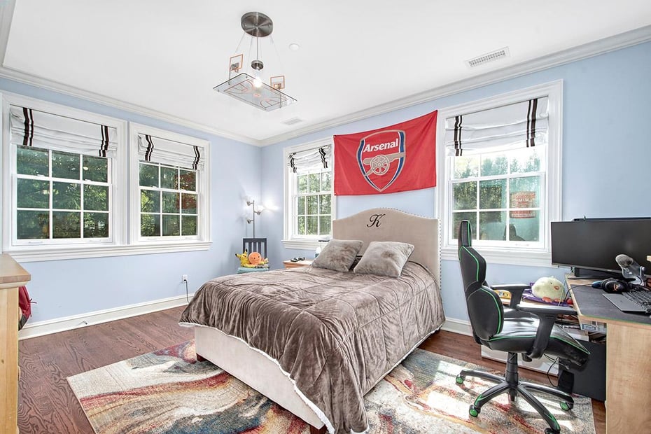 2 Heathcote Drive Photo 32