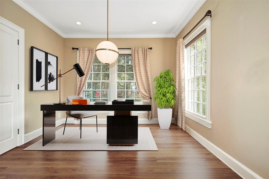2 Heathcote Drive Photo 19