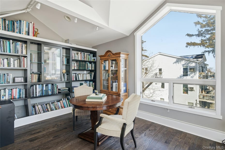 50 Gedney Street Photo 17