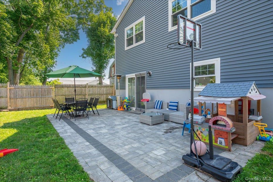 140 Winthrop Avenue Photo 23