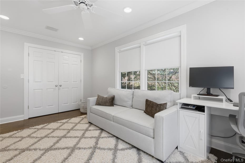 6 Spruce Hollow Photo 26