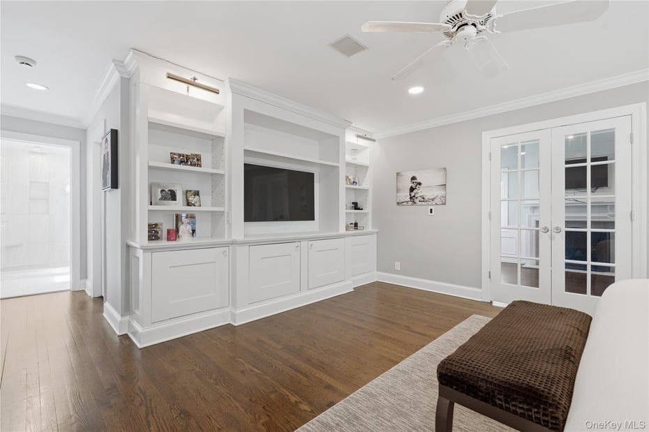 6 Spruce Hollow Photo 28