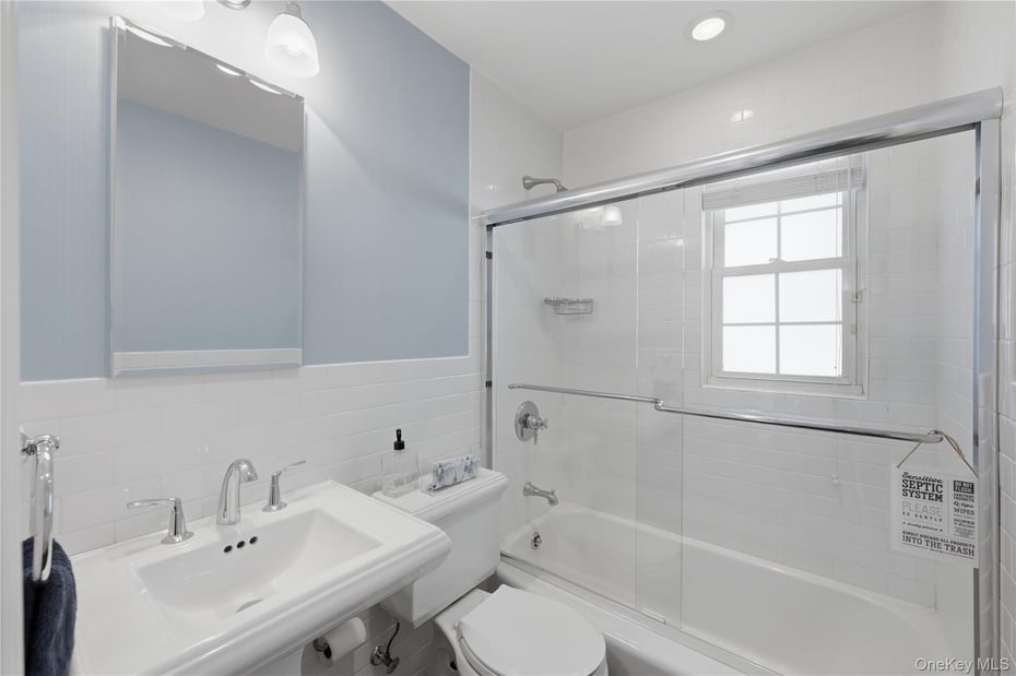 6 Spruce Hollow Photo 21