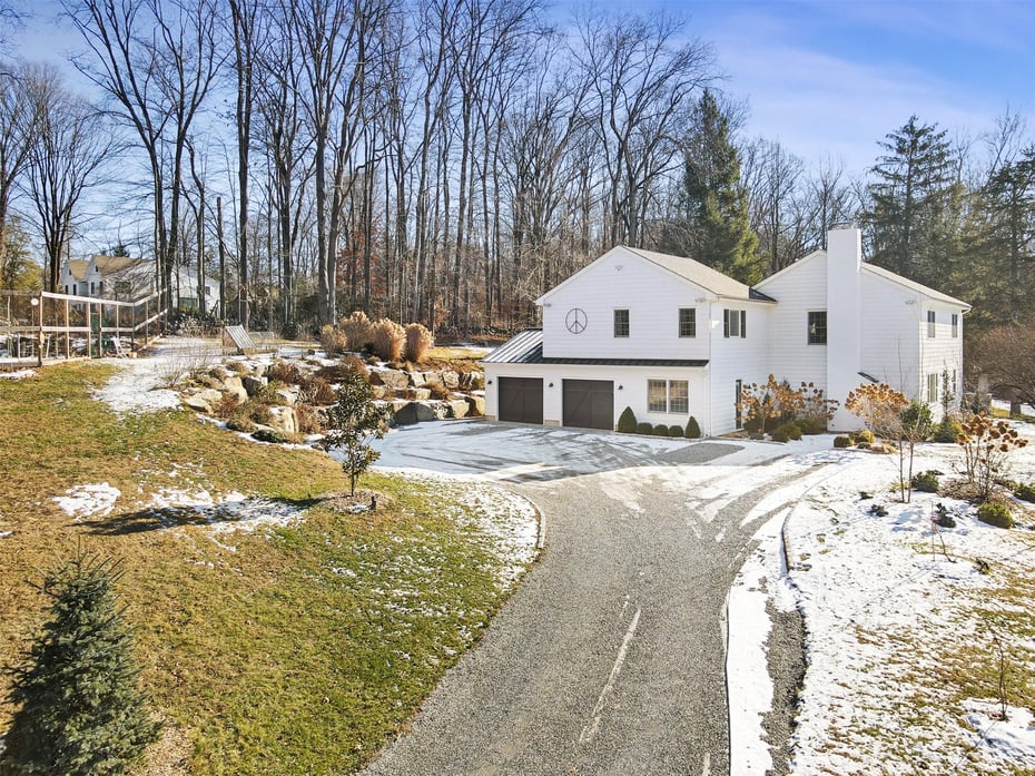 30 Schoolhouse Road Photo 23