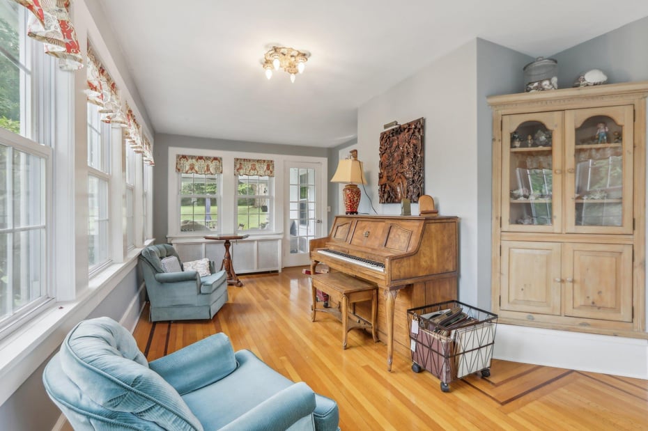 22 Clark Street Photo 16