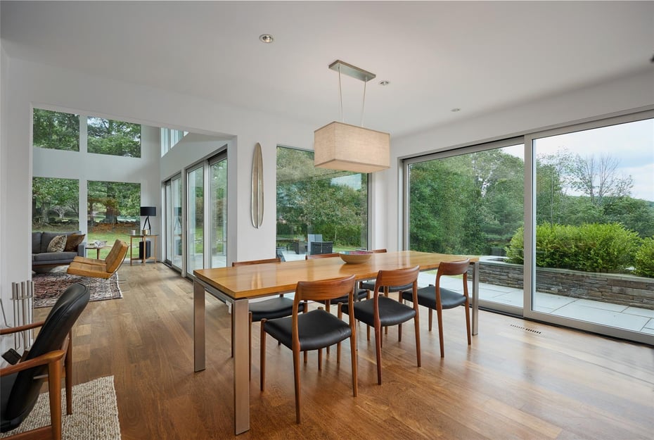 33 Ford Road Photo 8
